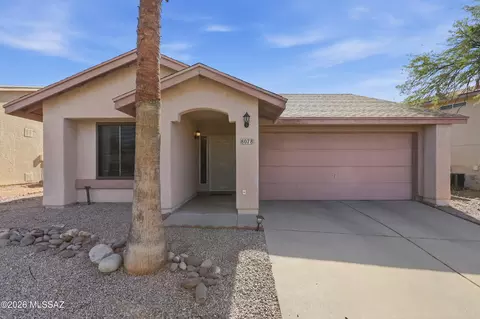 8078 N Streamside Ave, Tucson, AZ 85741