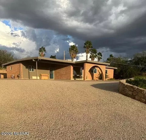1184 N David Dr, Nogales, AZ 85621