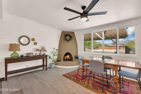 Dining - 4858 E 4th St, Tucson, AZ 85711 photo 1 of 3