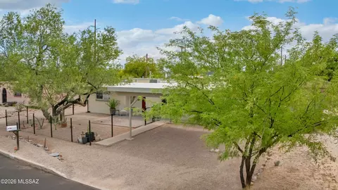 Exterior - 4858 E 4th St, Tucson, AZ 85711 photo 7 of 7