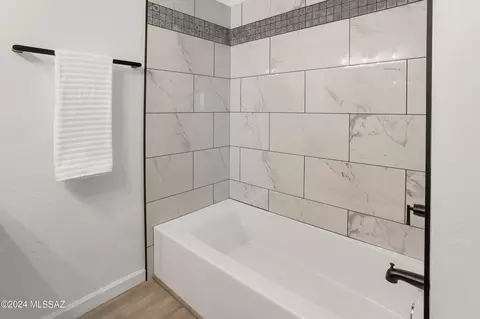 Bath - 4858 E 4th St, Tucson, AZ 85711 photo 6 of 6