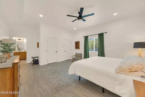 Bedroom - 4858 E 4th St, Tucson, AZ 85711 photo 2 of 8