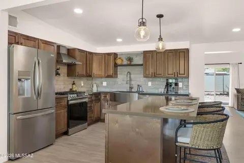 Kitchen - 4858 E 4th St, Tucson, AZ 85711 photo 2 of 4