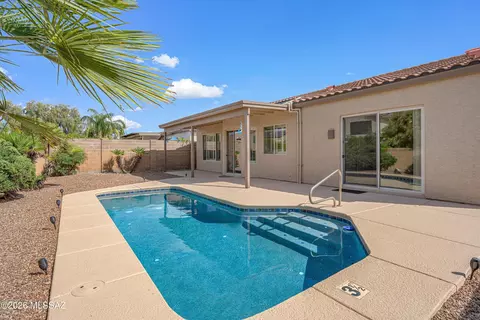 7472 W Cosmic Sky Dr, Tucson, AZ 85743