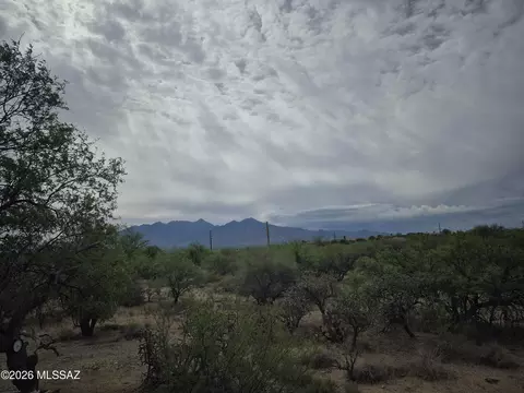 46 S Via Cielo Azul, Green Valley, AZ 85622