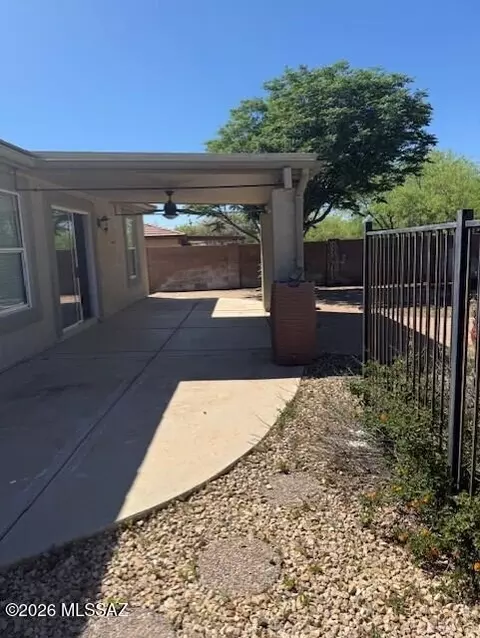 3553 E Canter Rd, Tucson, AZ 85739