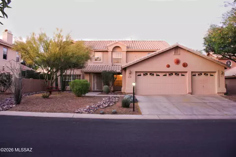 1821 W Desert Highlands Dr, Tucson, AZ 85737