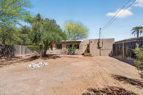 Exterior - 1412 E Spring St, Tucson, AZ 85719 photo 10 of 12