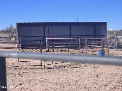 3035 W Clark Rd, Benson, AZ 85602
