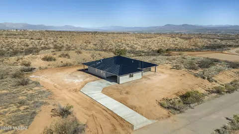 1346 S Wild Burro Trl, Benson, AZ 85602