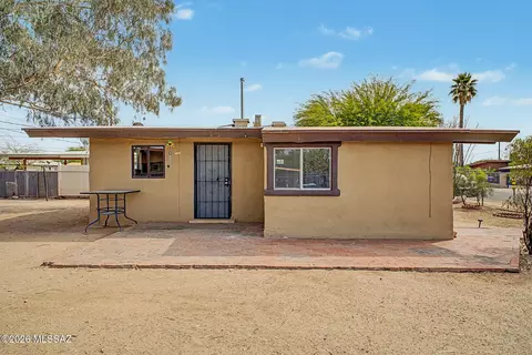 1903 S Amalia Ave, Tucson, AZ 85713