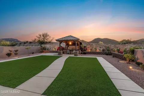 Exterior - 834 S Deer Meadow Loop, Tucson, AZ 85745 photo 8 of 12