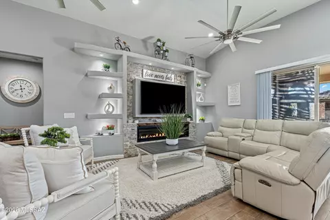 Living - 834 S Deer Meadow Loop, Tucson, AZ 85745 photo 1 of 3