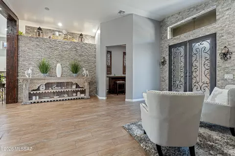 Entry Way - 834 S Deer Meadow Loop, Tucson, AZ 85745 photo 2 of 5