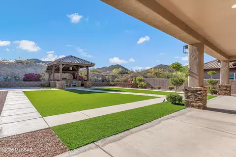 Exterior - 834 S Deer Meadow Loop, Tucson, AZ 85745 photo 6 of 12