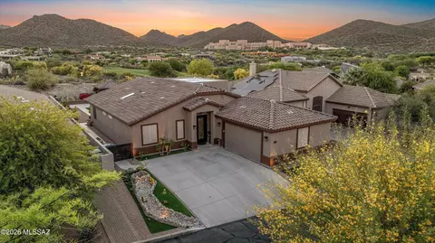 Exterior - 834 S Deer Meadow Loop, Tucson, AZ 85745 photo 5 of 12