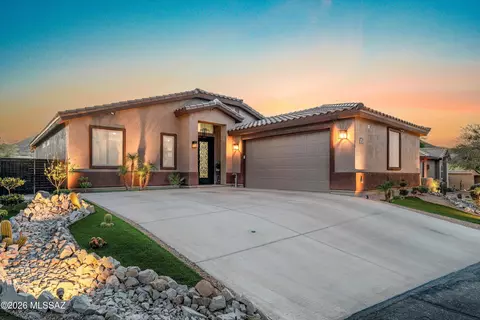 Exterior - 834 S Deer Meadow Loop, Tucson, AZ 85745 photo 4 of 12
