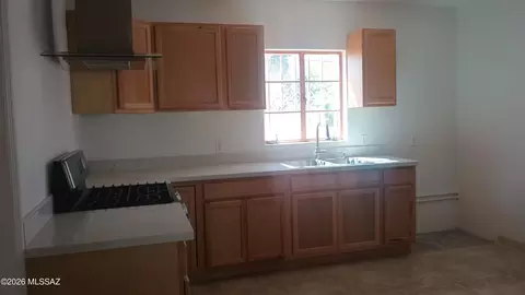 Kitchen - 1401 E 13th St, Tucson, AZ 85719 photo 2 of 6