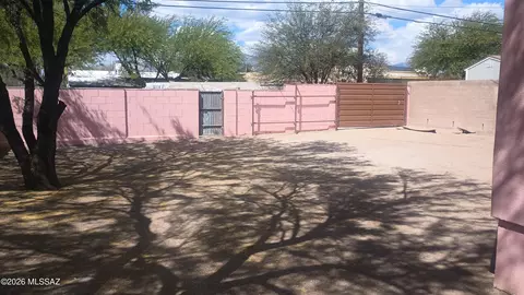 Exterior - 1401 E 13th St, Tucson, AZ 85719 photo 9 of 12