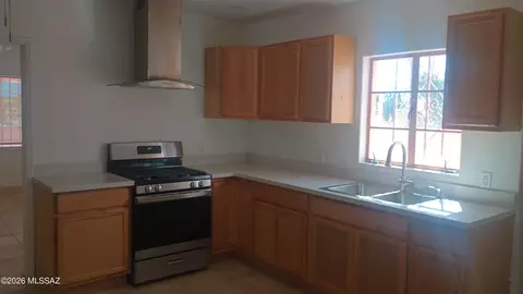 Kitchen - 1401 E 13th St, Tucson, AZ 85719 photo 6 of 6