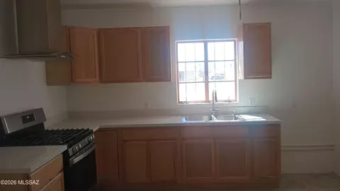 Kitchen - 1401 E 13th St, Tucson, AZ 85719 photo 5 of 6