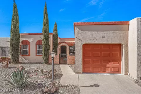 569 W Ocotillo Pl, Green Valley, AZ 85614