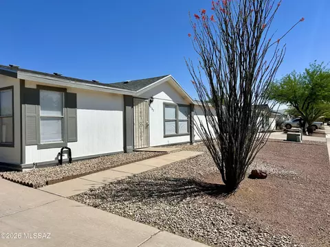 6462 W Vinca Rose Dr, Tucson, AZ 85757
