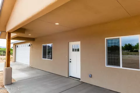 Exterior - 1237 E Desert Sky Ln, Benson, AZ 85602 photo 4 of 4