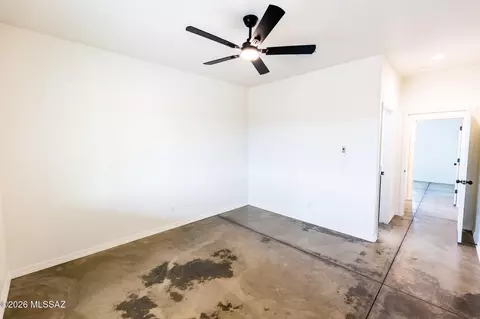 Bedroom - 1237 E Desert Sky Ln, Benson, AZ 85602 photo 3 of 4