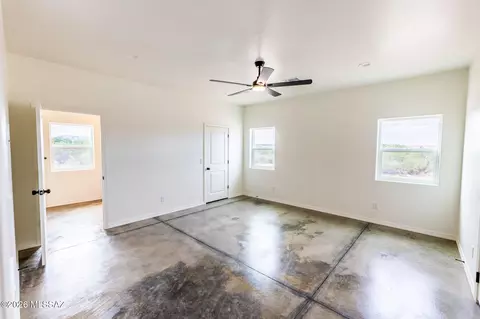 Bedroom - 1237 E Desert Sky Ln, Benson, AZ 85602 photo 4 of 4