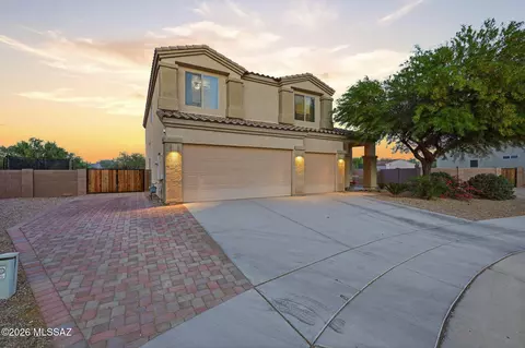 6129 S Eagles Roost Dr, Tucson, AZ 85757