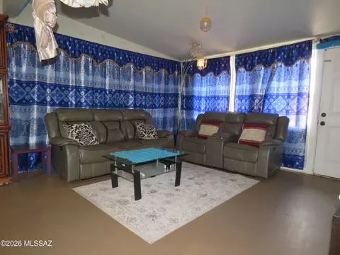 6109 E 32nd St, Tucson, AZ 85711
