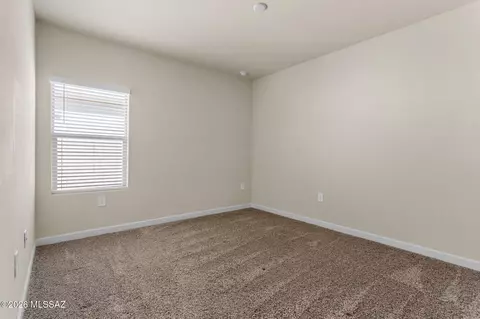 Bedroom - 10026 N Ruby Range Trl, Marana, AZ 85653 photo 3 of 4