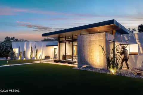 3151 N San Remo Pl, Tucson, AZ 85715