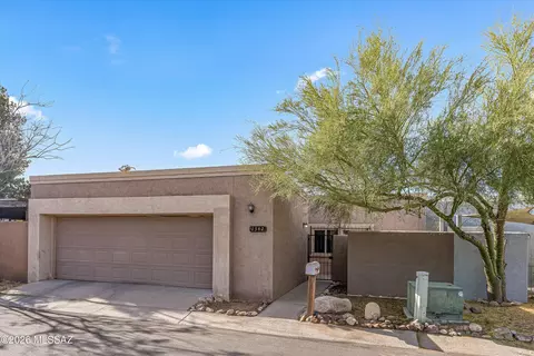 1342 W Placita Cobre, Tucson, AZ 85745