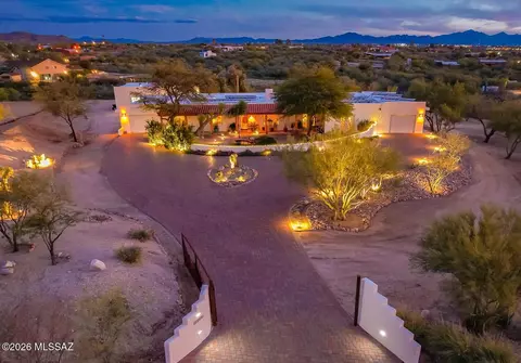 10910 E Old Spanish Trl, Tucson, AZ 85748