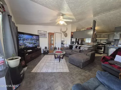 385 Hackberry Dr, Clifton, AZ 85533 photo 4