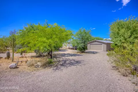 13675 E Crazy Horse Trl, Vail, AZ 85641 photo 2