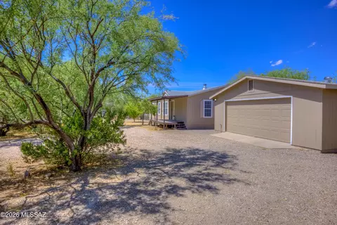 13675 E Crazy Horse Trl, Vail, AZ 85641 photo 3