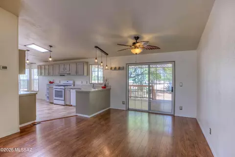 13675 E Crazy Horse Trl, Vail, AZ 85641 photo 9