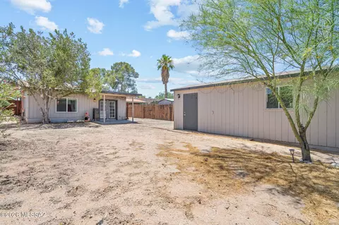 Exterior - 2819 Edison St, Tucson, AZ 85716 photo 4 of 5