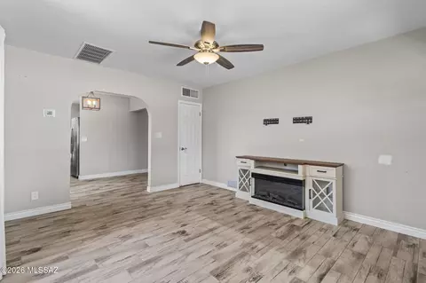Living - 2819 Edison St, Tucson, AZ 85716 photo 3 of 4