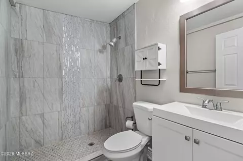 Bath - 2819 Edison St, Tucson, AZ 85716 photo 1 of 2