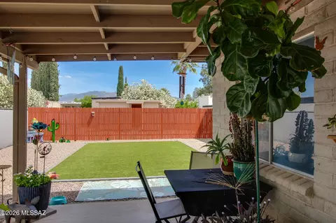 Exterior - 9631 E Myra Dr, Tucson, AZ 85730 photo 9 of 9