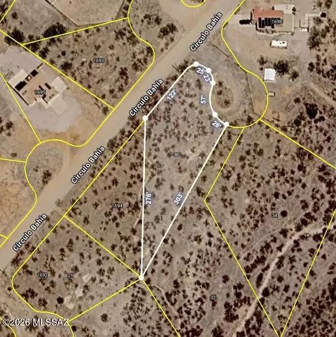 30 Cura Ct, Rio Rico, AZ 85648