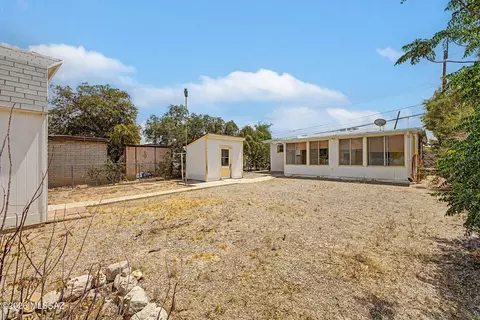 Exterior - 5409 E Glenn St, Tucson, AZ 85712 photo 5 of 6