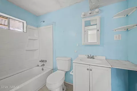 Bath - 5409 E Glenn St, Tucson, AZ 85712 photo 1 of 1
