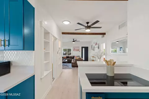 Entry Way - 1024 E 7th St, Tucson, AZ 85719 photo 1 of 2