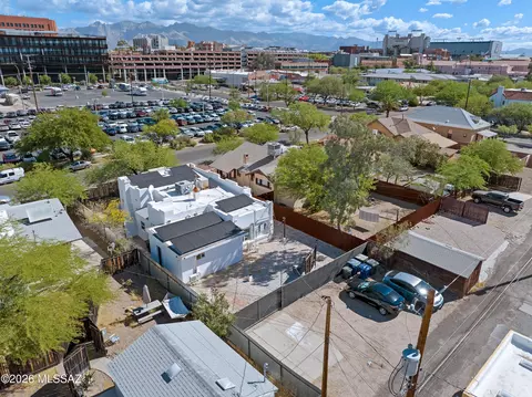 View/Area - 1024 E 7th St, Tucson, AZ 85719 photo 6 of 15