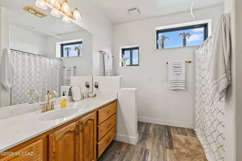 Bath - 42 Fairview Ln, Elgin, AZ 85611 photo 2 of 2